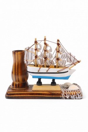 Карандашница дерево с моделью корабля «Мировой», 14x7x11 см, МИКС