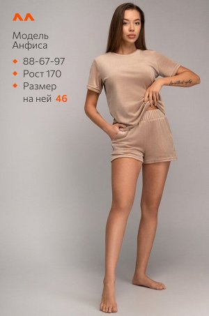Женский велюровый костюм с шортами Happyfox