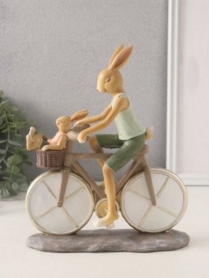 Фигурка полистоун «Зайки. Папа с сыном на велосипеде», 18x7.5x22 см