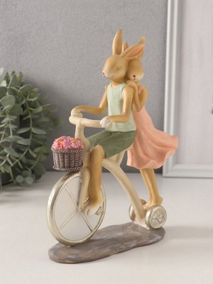 Фигурка полистоун «Романтика. Кролики: катание на велосипеде», 16x6.5x22.5 см