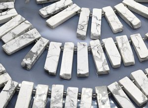 Бусины для колье и подвесок из кахолонга 10*30мм, 40см, 30 бусин