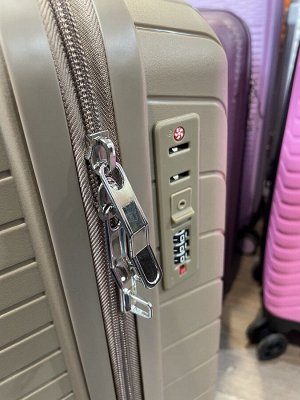 Чемодан маленький размер S 20" 40 л (ручная кладь) коричневый