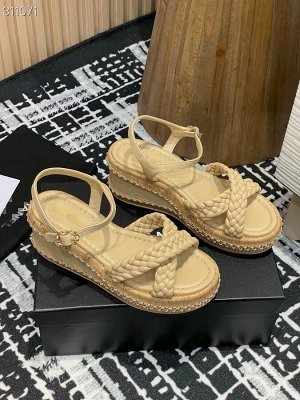 Босоножки женские кожаные