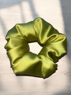 Большая шелковая резинка плотная