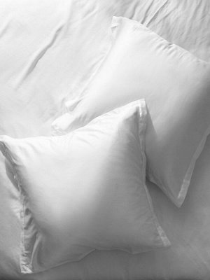 Простыня на резинке SL Home Tencel 200*200+30 см , цв. белый