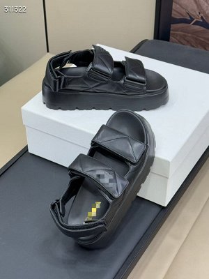 Сандали женские кожаные