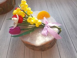 Небольшие весенние композиции ручной работы