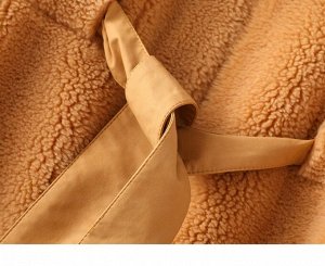 Пальто Пальто, оформленное длинными рукавами, овечья шерсть/полиэстер. Размер (обхват груди, длина рукава, длина изделия, см): S (108,50,71), M (112,51,72), L (116,52,73)