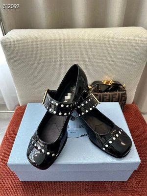Туфли женские кожаные
