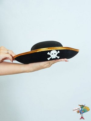 шляпа Пиратская череп с костями, детская, золотая окантовка, фетр, высота 8см, обхват головы 50-52см