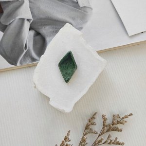 Брошь из керамики Ромб, цвет зелёный