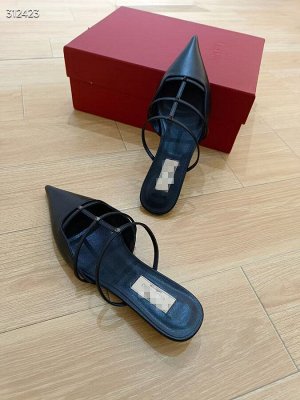Сабо женские кожаные