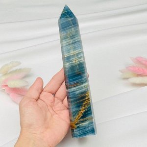 Кристалл из голубого карибского Кальцита