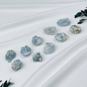 Кристалл из необработанного Целестина