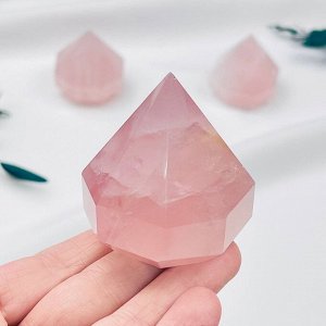 Кристалл резной из Розового кварца