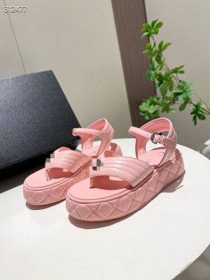 Босоножки женские кожаные