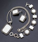 Комплект из перламутра. 8833121-3ПР