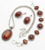 Комплект из сердолика. 8832622-3СД