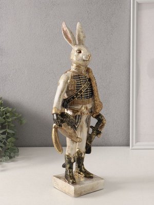 Фигурка полистоун «Зайчик в мундире», 11.5x16.5x40 см