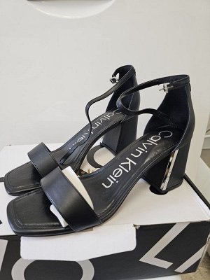 Calvin Klein босоножки 39р