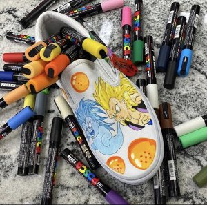 Маркеры Posca PC-5M акриловые водостойкие (набор 8 базовых цветов), Япония