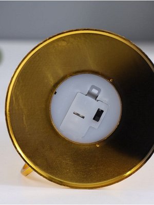 Фигурка светящаяся RISALUX «Лампа», LED 3xLR44, с эффектом живого пламени, золото, 11x11x22 см