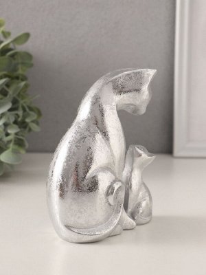 Фигурка полистоун «Кошка с котёнком», серебро, 10x6x13.5 см