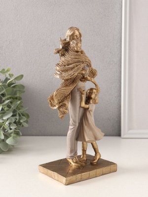 Фигурка полистоун «Мама с детьми, укутанные в шарф», 12x8x24.5 см