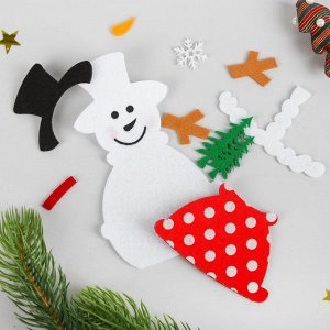 Набор для творчества - создай новогоднее украшение «Венок - снеговик с ёлочками»
