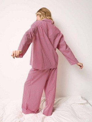 Домашяя женская рубашка из легкого тиси.