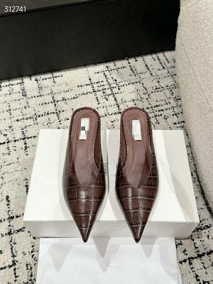 Сабо женские на танкетке кожаные