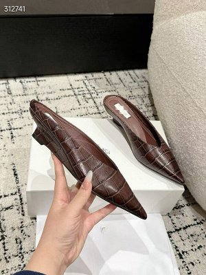 Сабо женские на танкетке кожаные