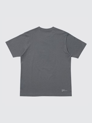 UNIQLO - футболка Doraemon & Louvre museum - 07 GRAY