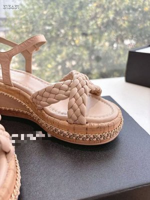 Босоножки женские кожаные