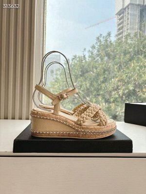 Босоножки женские кожаные