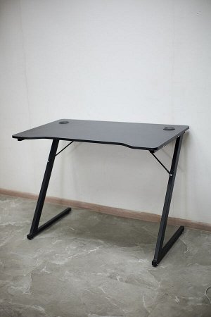 Стол игровой компьютерный