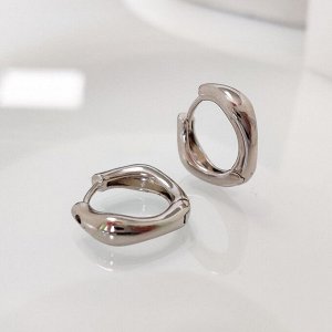 Серьги Вставка: Без вставок
Материал изделия: ювелирный сплав
Размер: 1.5 см
Вид(модель) сережек: Английский замочек

Изысканные серьги с элегантными цирконами, созданные из гипоаллергенного ювелирн