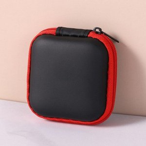Футляр для наушников, квадратный, мат. верха: экокожа, 80x80x30 мм, черный