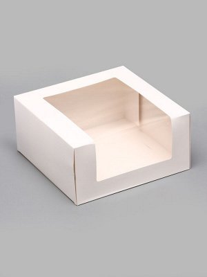 Кондитерская упаковка с окном, белая, 23.5x23.5x11.5 см