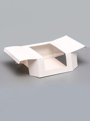 Кондитерская упаковка с окном, белая, 23.5x23.5x11.5 см
