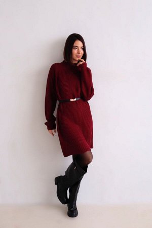 Платье вязаное в винном оттенке