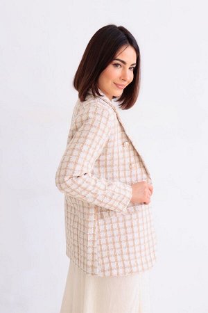 Жакет + ДЛИНА: 68 (+-3) см.
+ СОСТАВ: ПЭ 65%, хлопок 35%; подклад: ПЭ 100%
+ ПАРАМЕТРЫ МОДЕЛИ: 81/60/91, рост модели 165 см.
+ ОБРАЗЕЦ НА МОДЕЛИ: 44