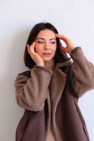 Дублёнка + ДЛИНА: 62 (+-3) см.
+ СОСТАВ: ПЭ 90%, спандекс 10%
+ ПАРАМЕТРЫ МОДЕЛИ: 81/60/91, рост модели 165 см.
+ ОБРАЗЕЦ НА МОДЕЛИ: 42