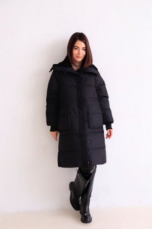 Пальто + ДЛИНА: 92 (+-3) см.
+ СОСТАВ: ПЭ 100%; подклад: ПЭ 100%; утеплитель: 150 г/м
+ ПАРАМЕТРЫ МОДЕЛИ: 81/60/91, рост модели 165 см.
+ ОБРАЗЕЦ НА МОДЕЛИ: 42-44