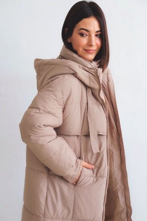 Пальто + ДЛИНА: 108 (+-3) см.
+ СОСТАВ: ПЭ 100%; подклад: ПЭ 100%; утеплитель: 150 г/м
+ ПАРАМЕТРЫ МОДЕЛИ: 81/60/91, рост модели 165 см.
+ ОБРАЗЕЦ НА МОДЕЛИ: 42-44