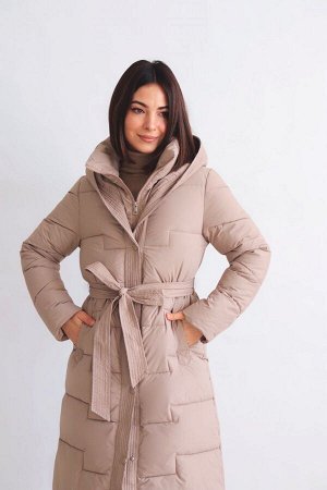 Пальто + ДЛИНА: 101 (+-3) см.
+ СОСТАВ: ПЭ 100%; подклад: ПЭ 100%; утеплитель: 150 г/м
+ ПАРАМЕТРЫ МОДЕЛИ: 81/60/91, рост модели 165 см.
+ ОБРАЗЕЦ НА МОДЕЛИ: 42