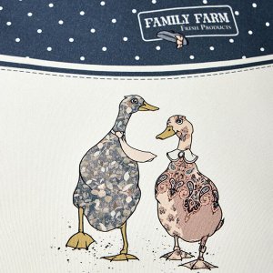 Овальная скатерть "Family Farm" 140x180 см, синий, 100% хлопок, твил с защитной пропиткой, 1 шт.