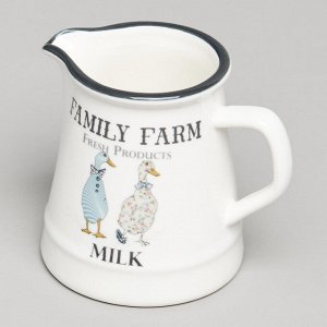 Элегантный молочник "Family Farm" 220 мл, высота 9 см - идеальный аксессуар для вашего стола, 1 шт.