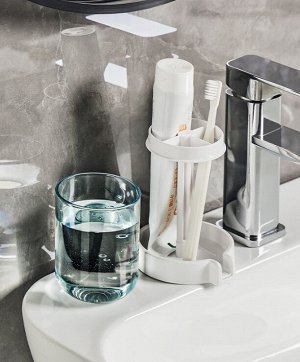 Держатель для зубных щеток и пасты со стаканом