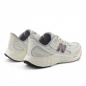 New Balance Fresh Foam Arishiv4 MARIS TT4 2E – легкие городские кроссовки